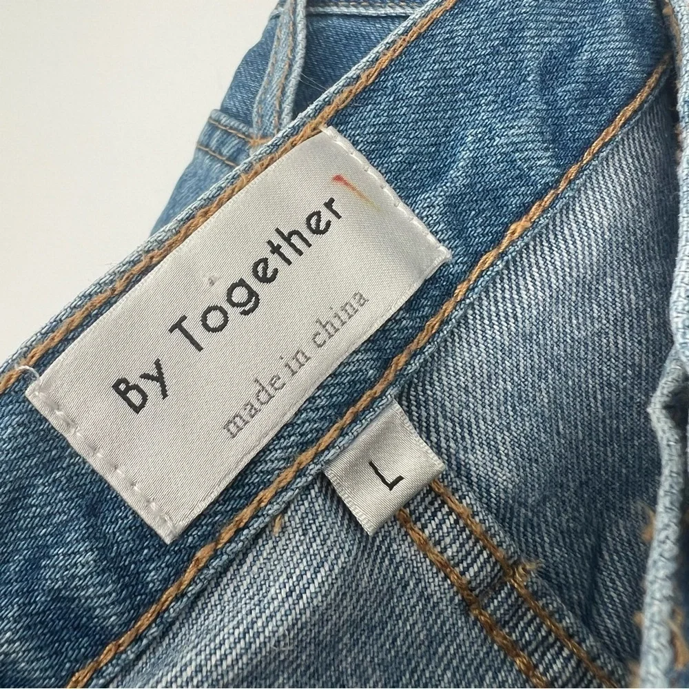 By Together Boutique Cutoff Distressed Jean Shorts‎